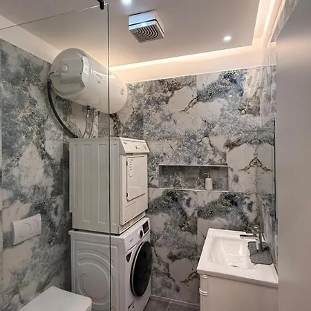 Apartament Majushi *