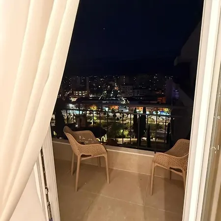 Majushi Apartament *
